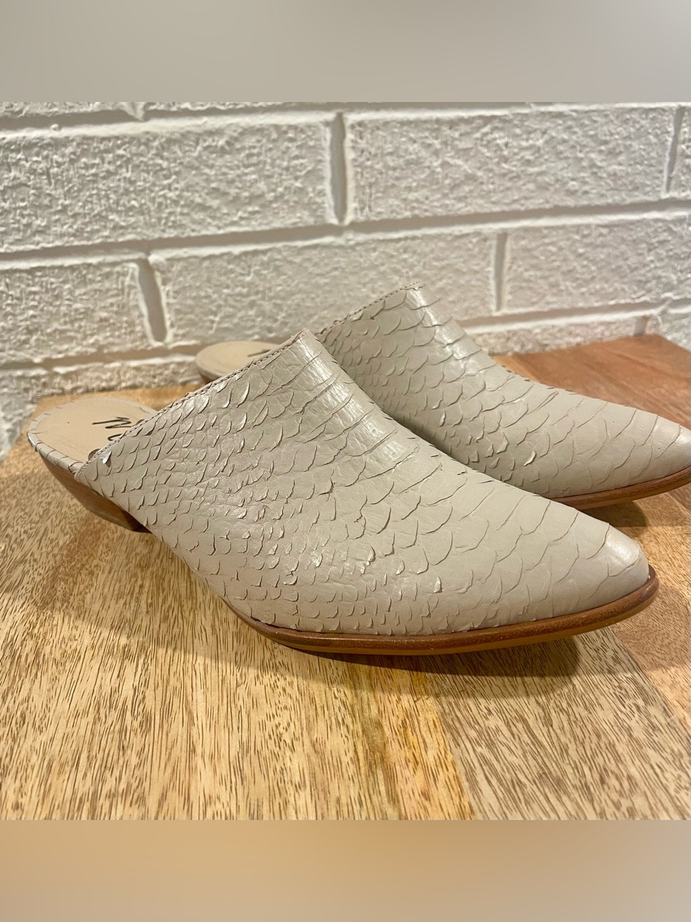 Matisse Python Embossed Leather Mules | Size 6.5, Slide-on, Cream, Western Wear